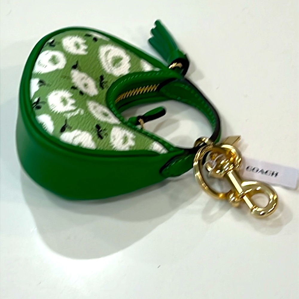 💚Cute. NWT COACH Mini Carmen Bag Charm. - Picture 6 of 16